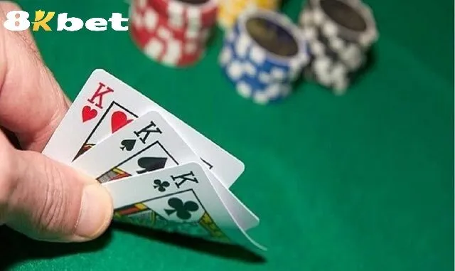 Thứ hạng các bộ bài trong bài Liêng 8kbet từ cao xuống thấp